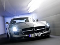 Mercedes-Benz SLS AMG photo
