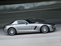 Mercedes-Benz SLS AMG photo