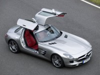Mercedes-Benz SLS AMG photo