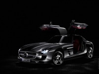 Mercedes-Benz SLS AMG photo